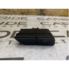 Кнопка подогрева заднего стекла