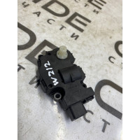 Привод заслонки отопителя