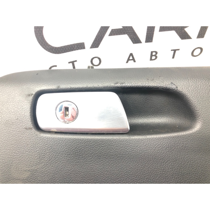 Бардачок (салон) Audi A4 B8 8k1880302b