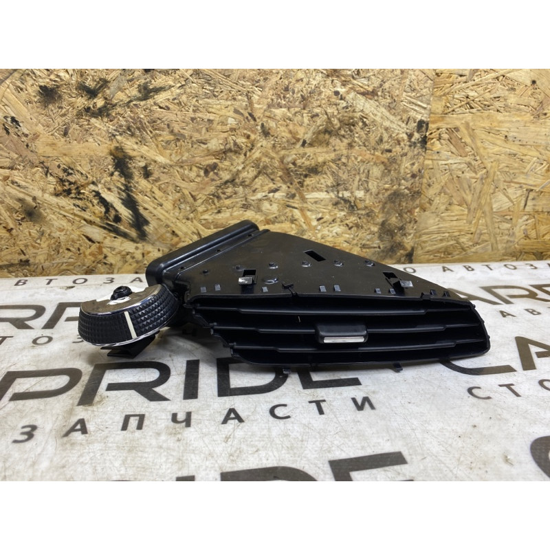 Центральний дефлектор салону (салон) FORD ESCAPE MK3 2014 1.6 cj54s014l20