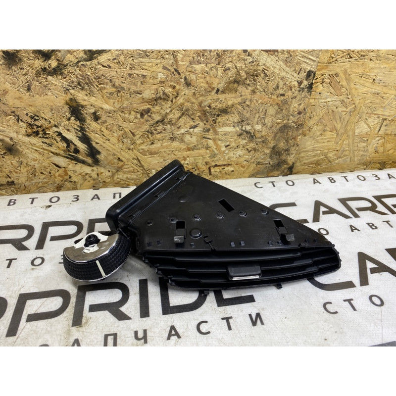 Центральний дефлектор салону (салон) FORD ESCAPE MK3 2014 1.6 cj54s014l20