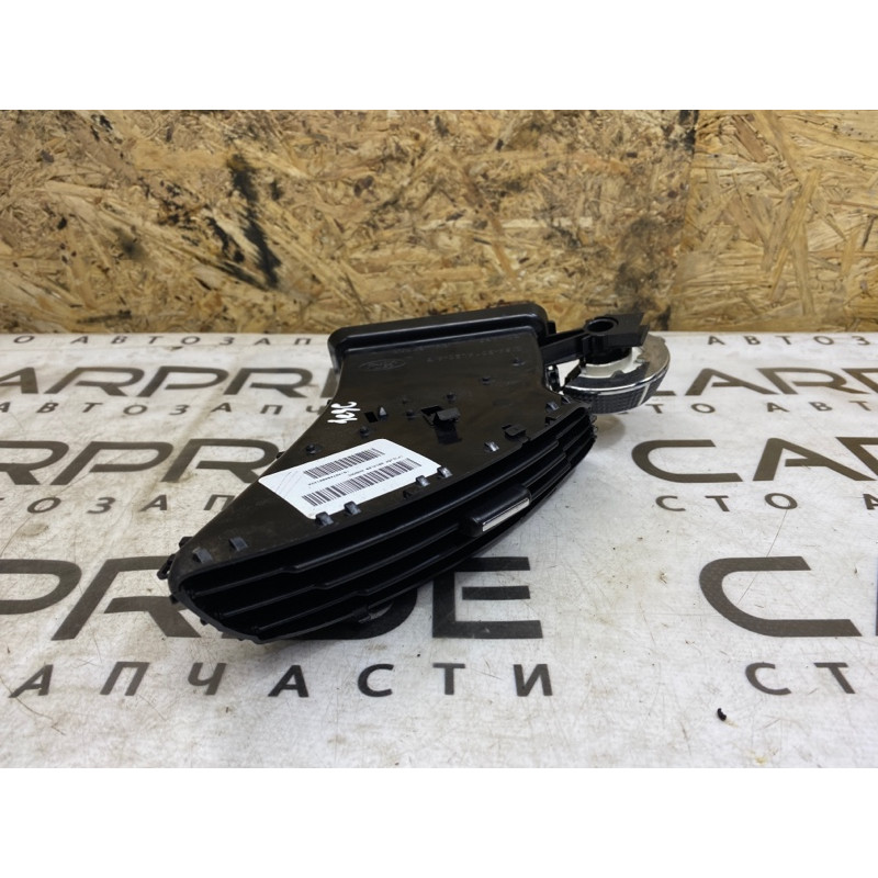 Центральний дефлектор салону (салон) FORD ESCAPE MK3 2014 1.6 cj54s014l20
