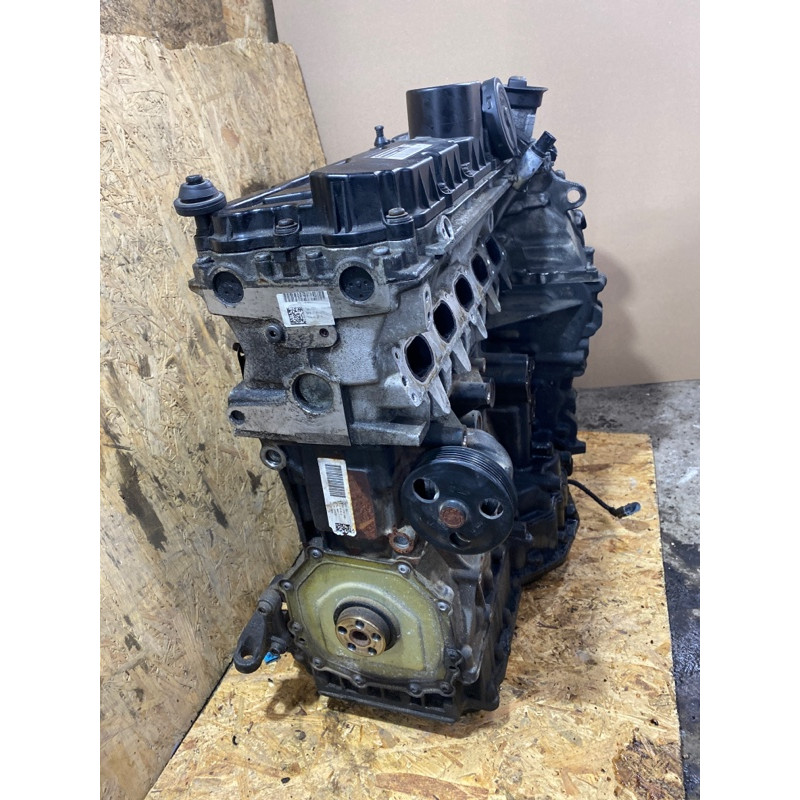 Двигатель (двигатель и элементы) Volkswagen Golf 1K 2.5 07k103023