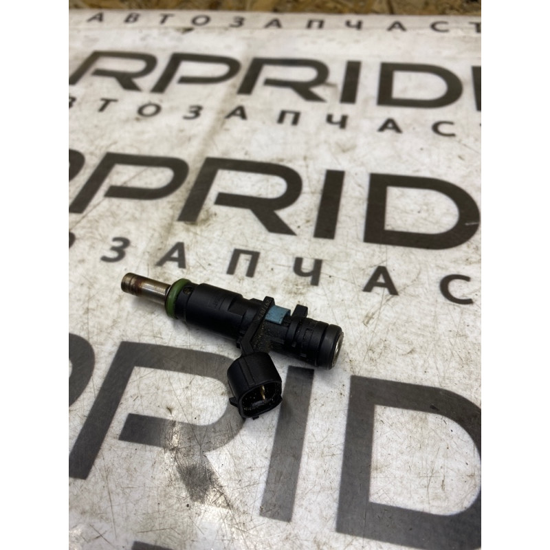 Форсунка топливная (топливная система) Volkswagen Golf 1K 2.5 07k906031c