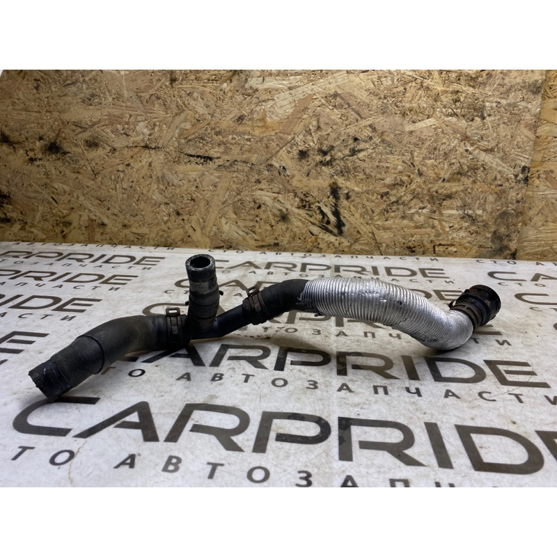 Патрубок (система охлаждения) Volkswagen Golf 1K 2.5 1k0122073fe