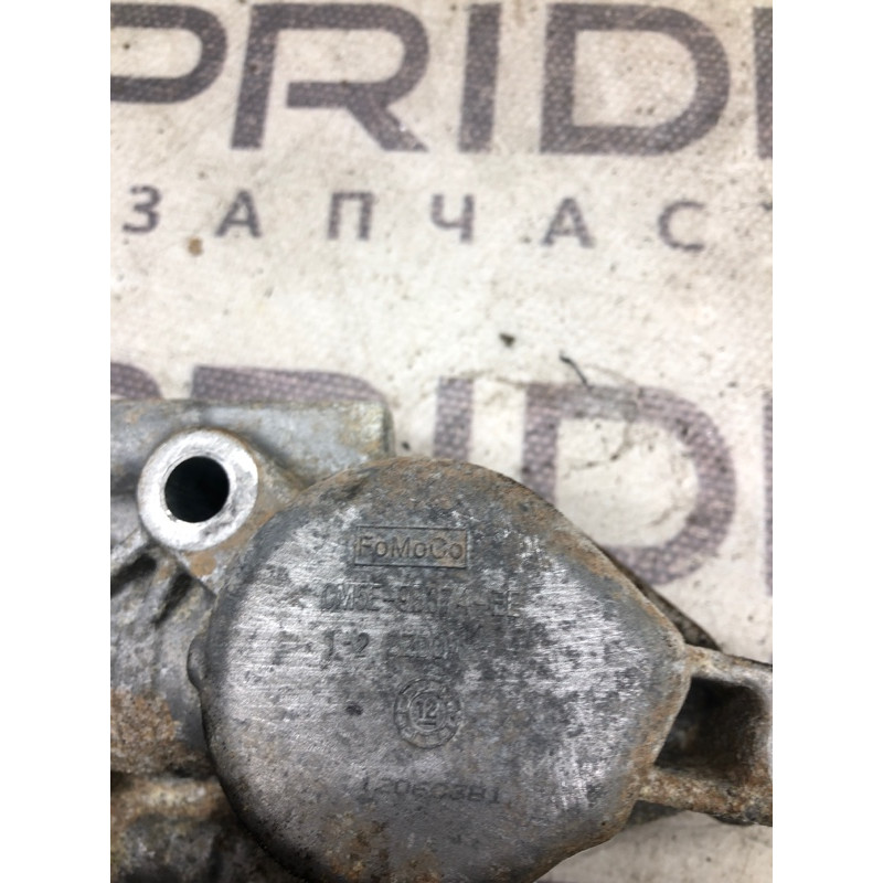 Кронштейн ТНВД (кронштейны двигателя) FORD Focus MK3 2013 2.0 cm5e9b374ee