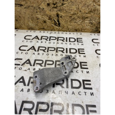 Кронштейн генератора