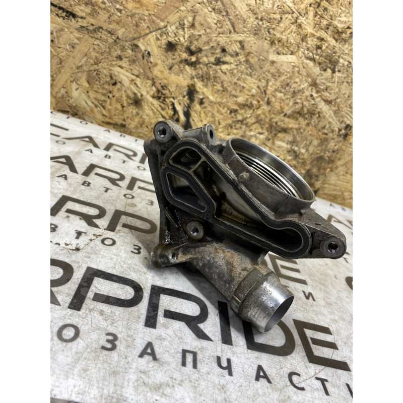 Корпус масляного фільтра (двигун та елементи) BMW 3-series F30 2014 N20B20 11427516383