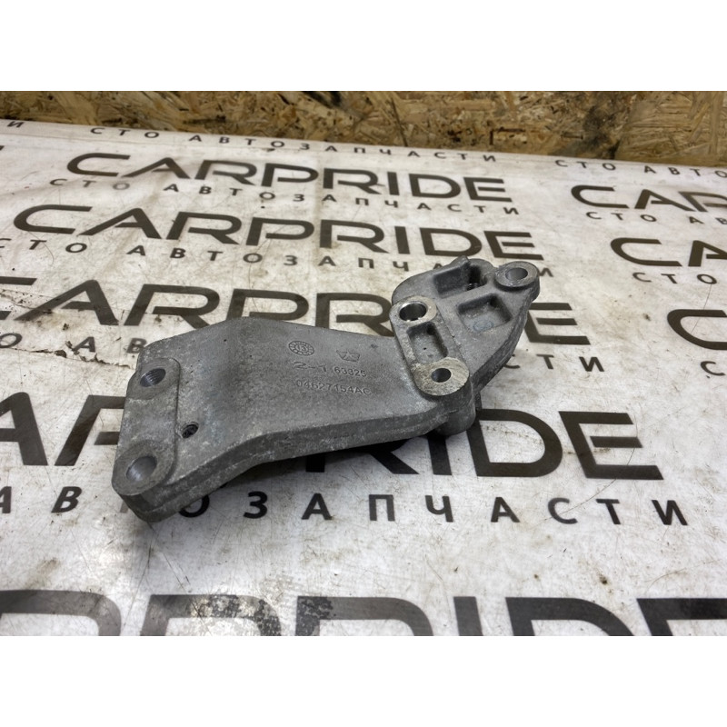 Кронштейн генератора (кронштейны двигателя) Jeep Cherokee Trailhawk 2014 2.4 04627154ac