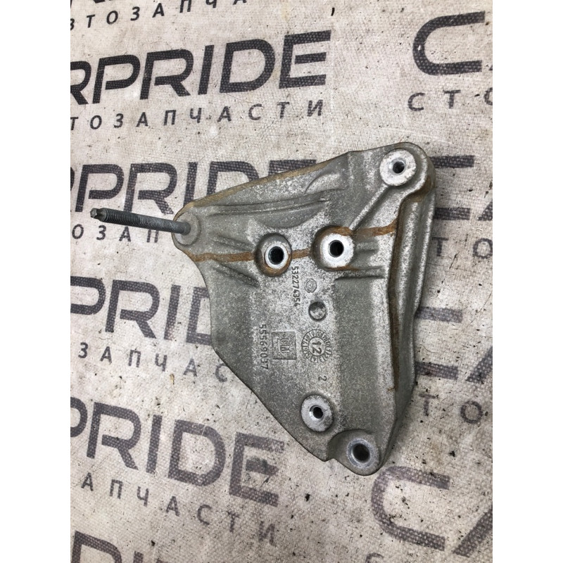 Кронштейн компрессора кондиционера (кронштейны двигателя) Chevrolet Volt 1 1.4 55569037