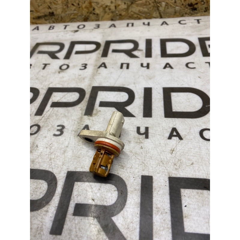 Датчик положения распредвала (электрика двигателя) Chevrolet Volt 1 1.4 55566932