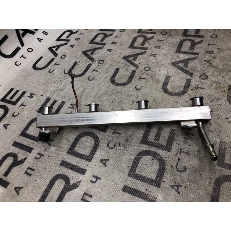 Топливная рампа (топливная система) Chevrolet Volt 1 1.4 55570149