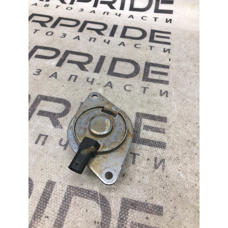 Клапан фазорегулятора (электрика двигателя) Chevrolet Volt 1 1.4 25195245