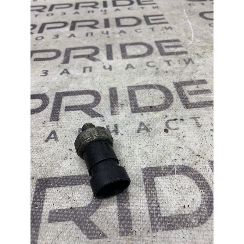 Датчик давления масла (электрика двигателя) GMC Terrain 1 2.4 12635992