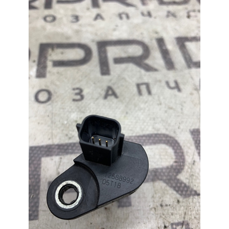 Датчик положения коленвала (электрика двигателя) GMC Terrain 1 2.4 12588992