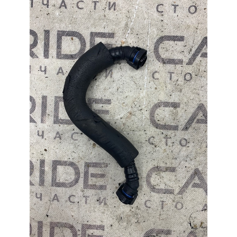 Трубка вентиляции картерных газов (двигатель и элементы) Volkswagen Tiguan 5N 2.0 06J103221A