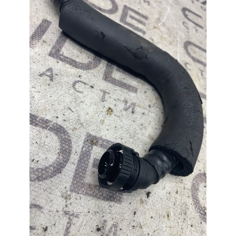 Трубка вентиляции картерных газов (двигатель и элементы) Volkswagen Tiguan 5N 2.0 06J103221A