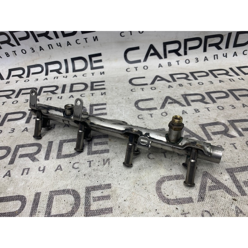 Топливная рампа (топливная система) Volkswagen Tiguan 5N 2.0 06J133317M