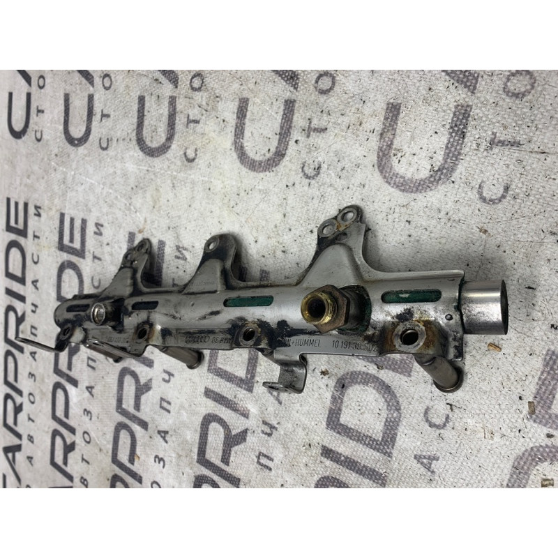 Топливная рампа (топливная система) Volkswagen Tiguan 5N 2.0 06J133317M