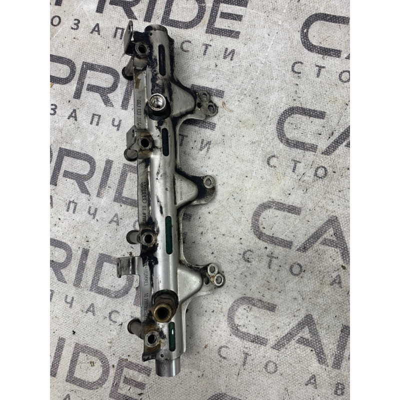 Топливная рампа (топливная система) Volkswagen Tiguan 5N 2.0 06J133317M