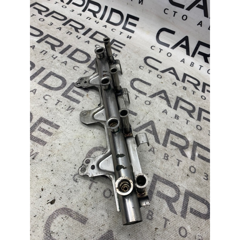 Топливная рампа (топливная система) Volkswagen Tiguan 5N 2.0 06J133317M