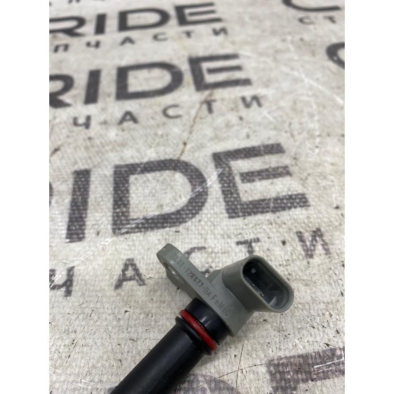 Датчик положения распредвала (электрика двигателя) Ford Explorer MK5 3.7 BL3Z6B288A