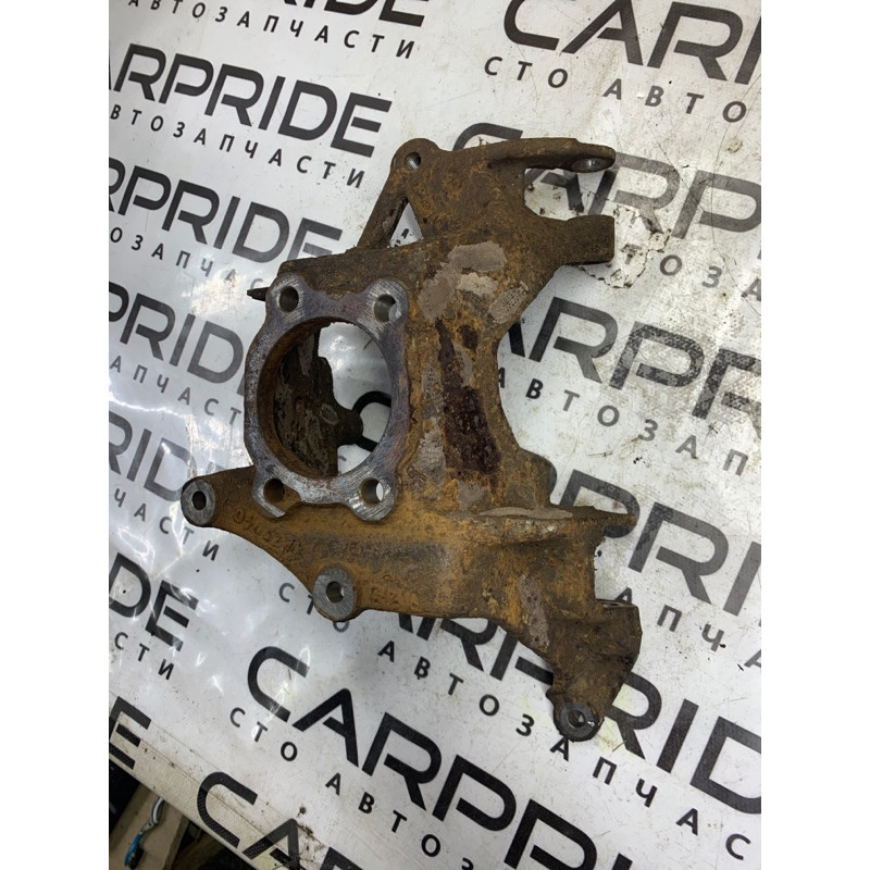 Цапфа подвески (подвеска) Ford Escape MK3 CV6Z5A968F