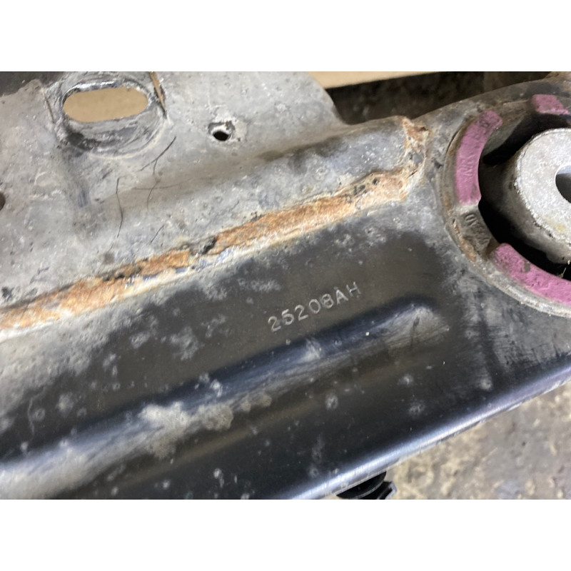 Подрамник (подвеска) Jeep Cherokee Trailhawk 2014 2.4 4877381AD