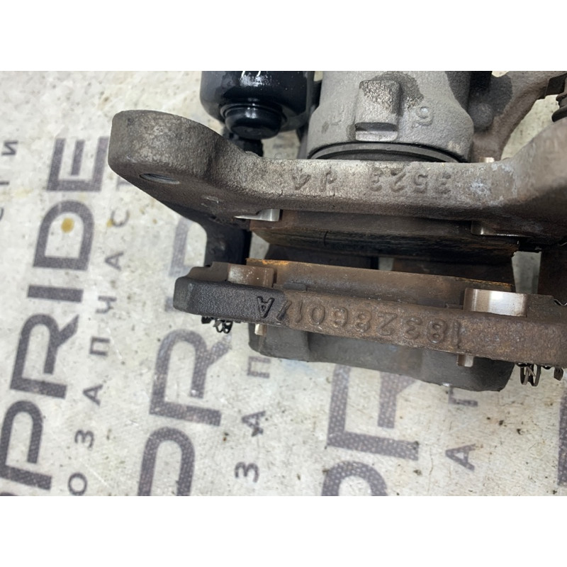 Суппорт тормозной (тормозная система) Jeep Cherokee Trailhawk 2014 2.4 68225312AA