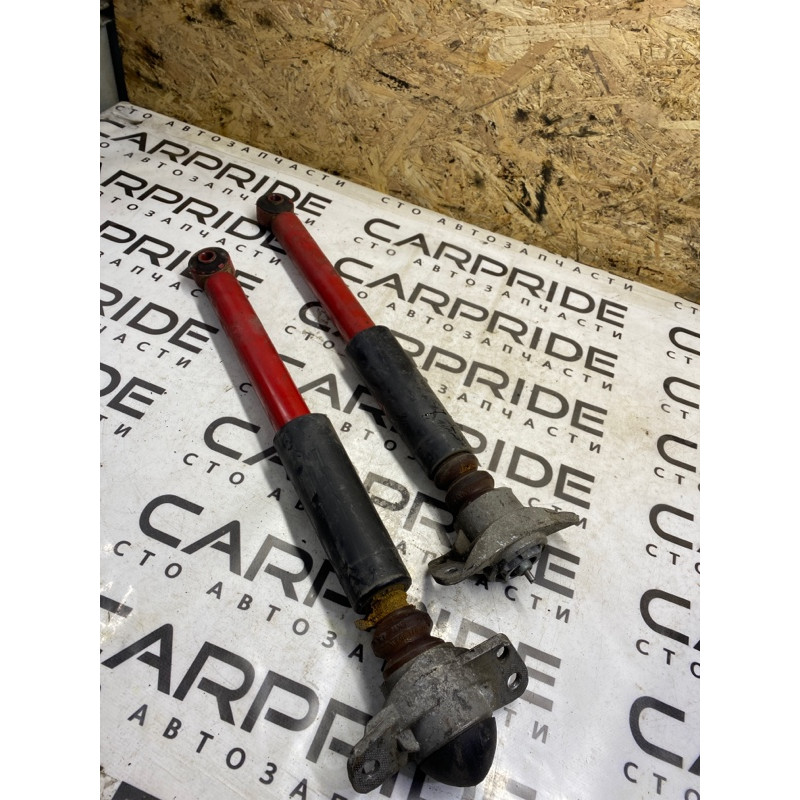 Амортизатор (подвеска) Volkswagen Golf 1K 2.5 1K0513029FA