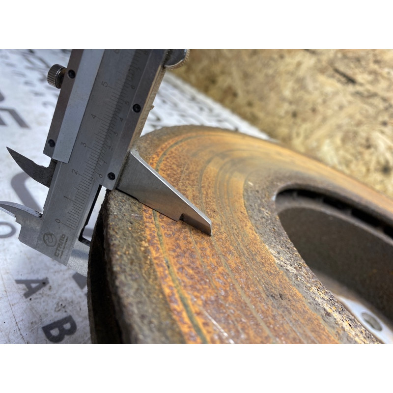 Гальмівний диск (гальмівна система) BMW 3-series F30 2014 N20B20 34116792219