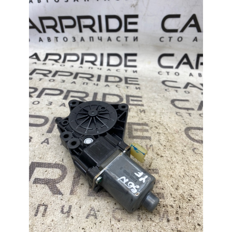 Мотор стеклоподъемника (электрика) Hyundai Sonata YF 834603q000