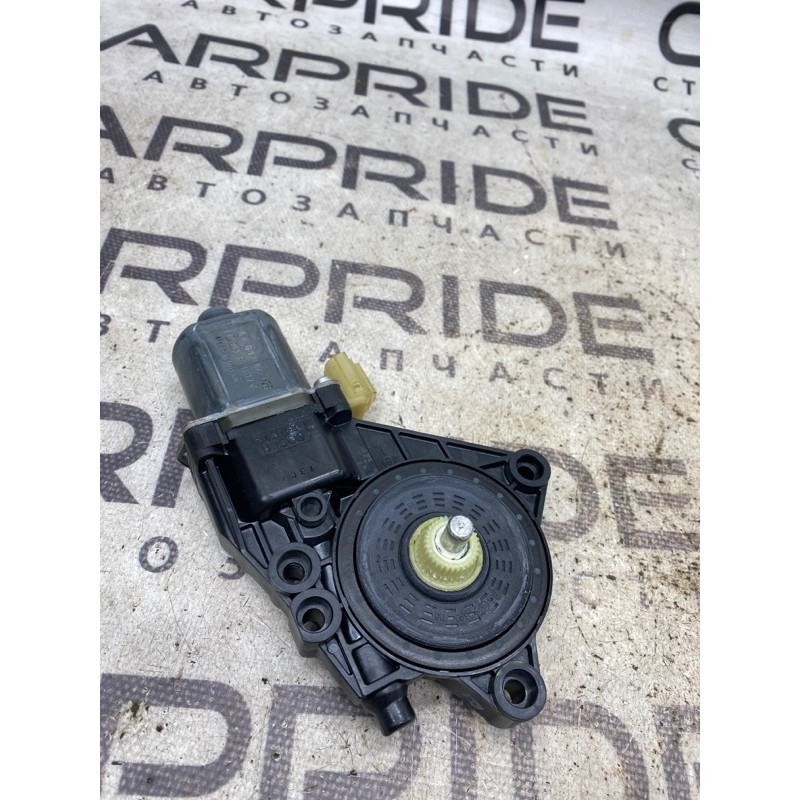 Мотор стеклоподъемника (электрика) Hyundai Sonata YF 834603q000