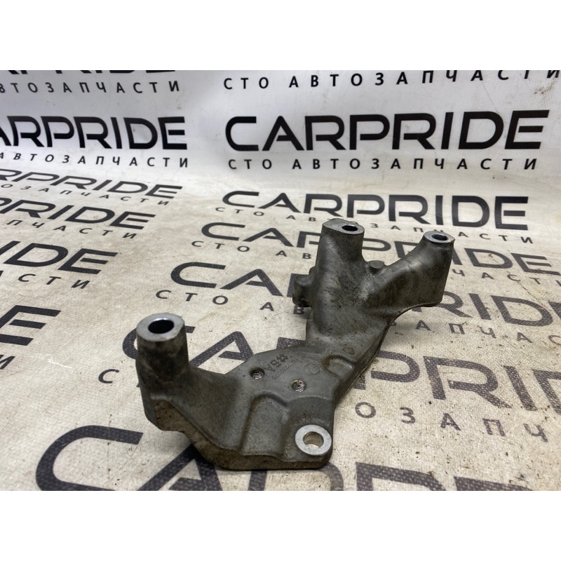 Кронштейн (двигатель и элементы) Subaru Outback BS 2016 2.5 10042AA040