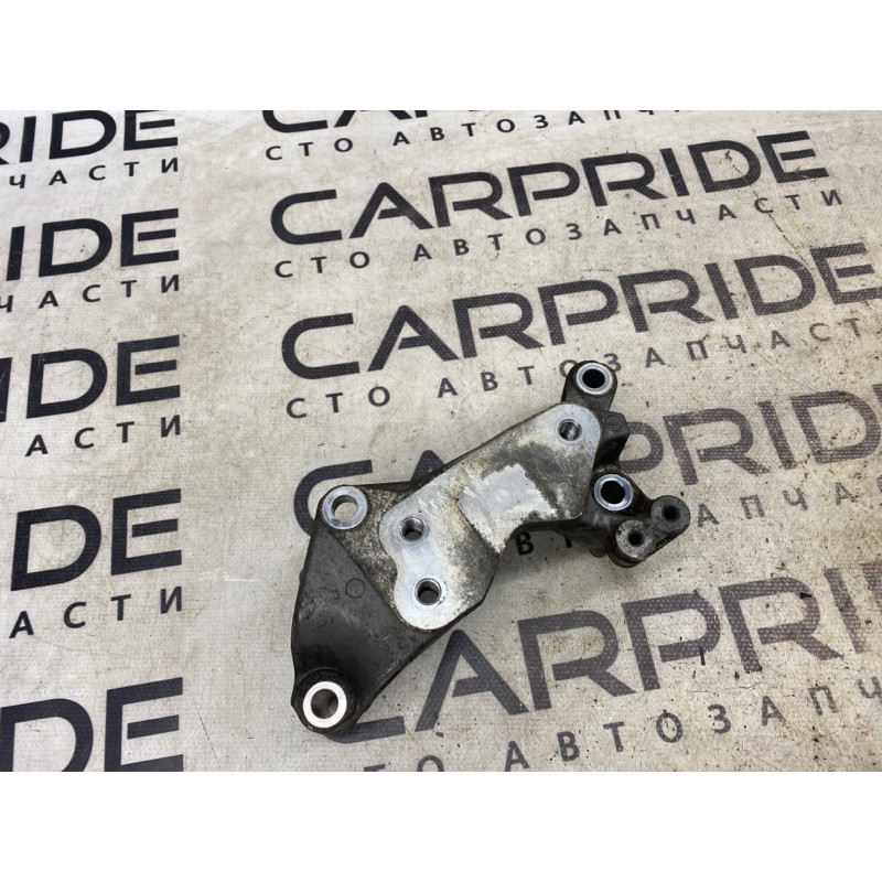 Кронштейн (двигатель и элементы) Subaru Outback BS 2016 2.5 10042AA040