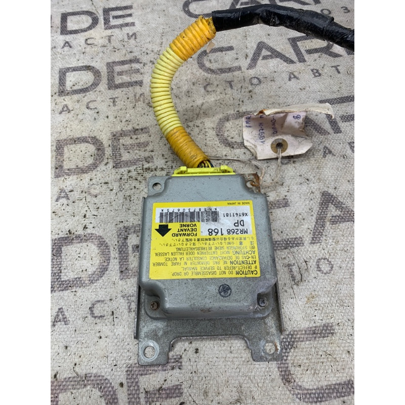 Блок управления airbag (airbag/безопасность) Mitsubishi Montero 3 mr268168