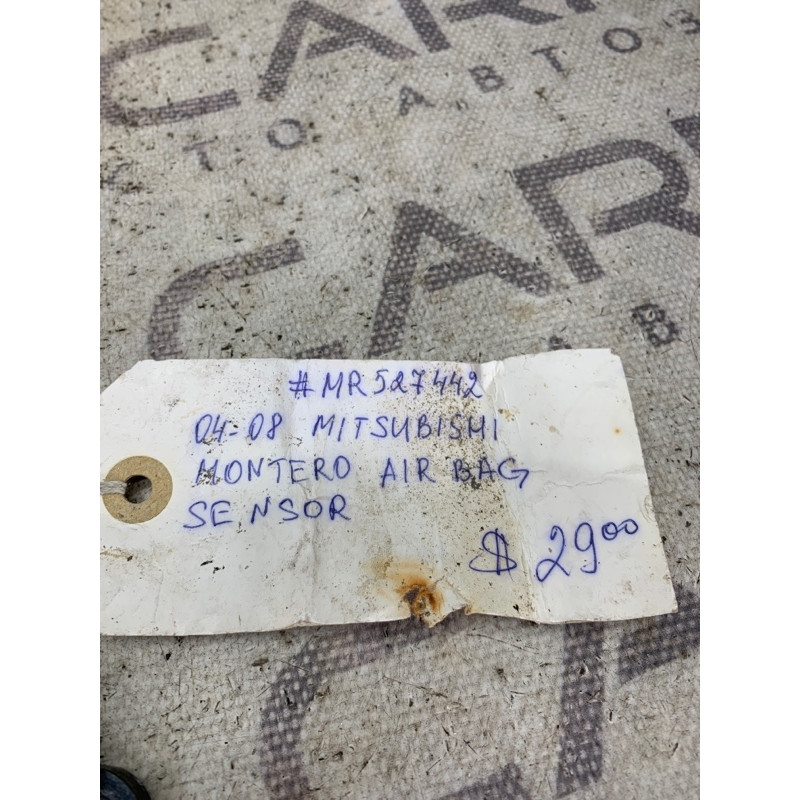Датчик удара (электрика / датчики) Mitsubishi Montero 3 mr527442