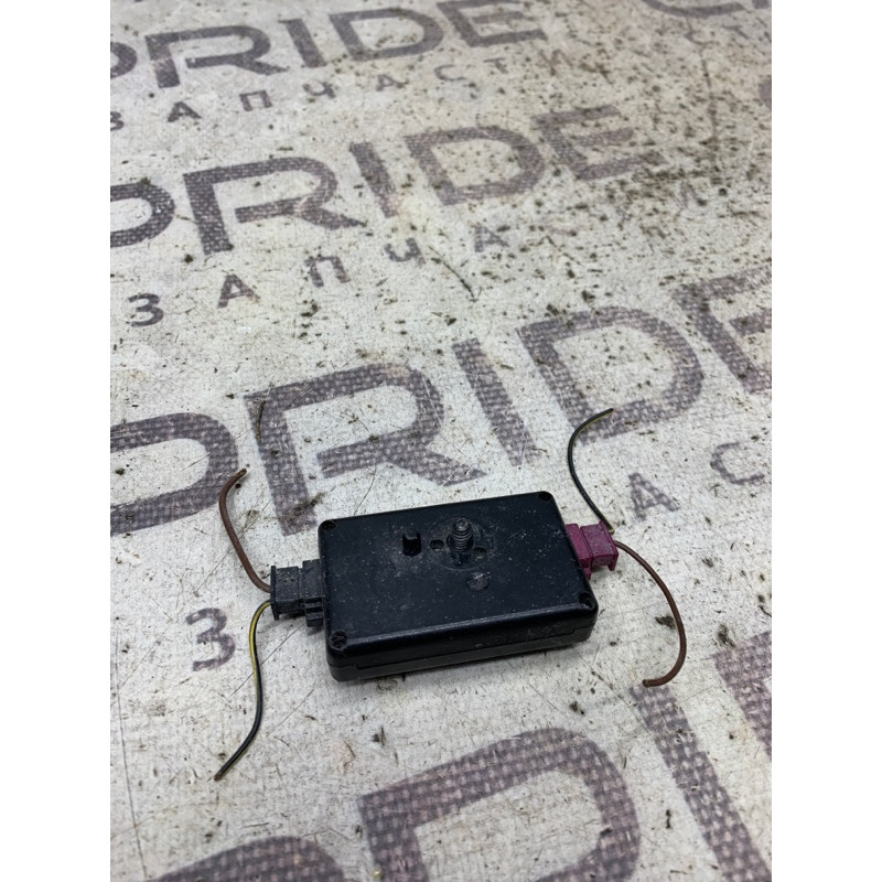 Усилитель антенны (электрика) Bmw 3-series F30 2013 65209231443