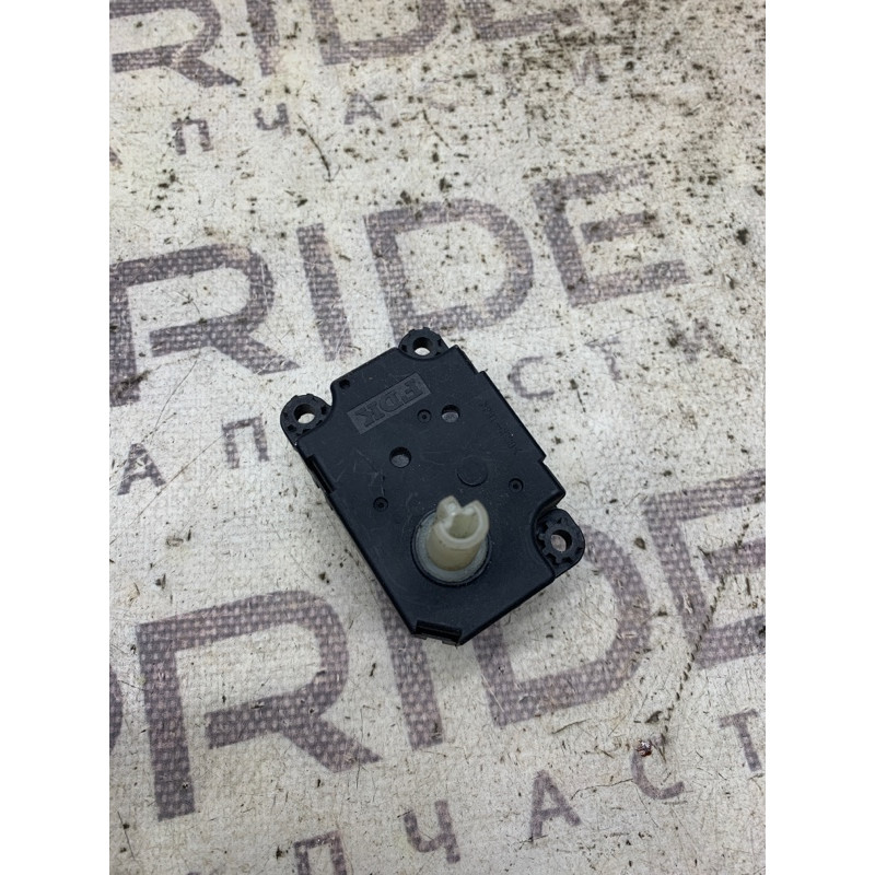 Привід заслонки обігрівача (обігрів та кондиціювання) Mitsubishi OUTLANDER XL CW csa512t010