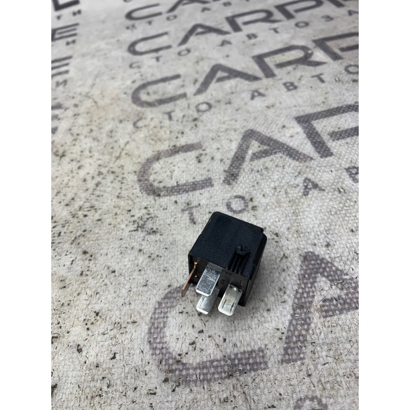 Реле (электрика) Mercedes-Benz E-class W211 a0025421319