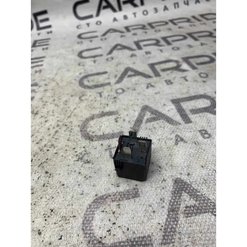 Реле (электрика) Mercedes-Benz E-class W211 a0025421319