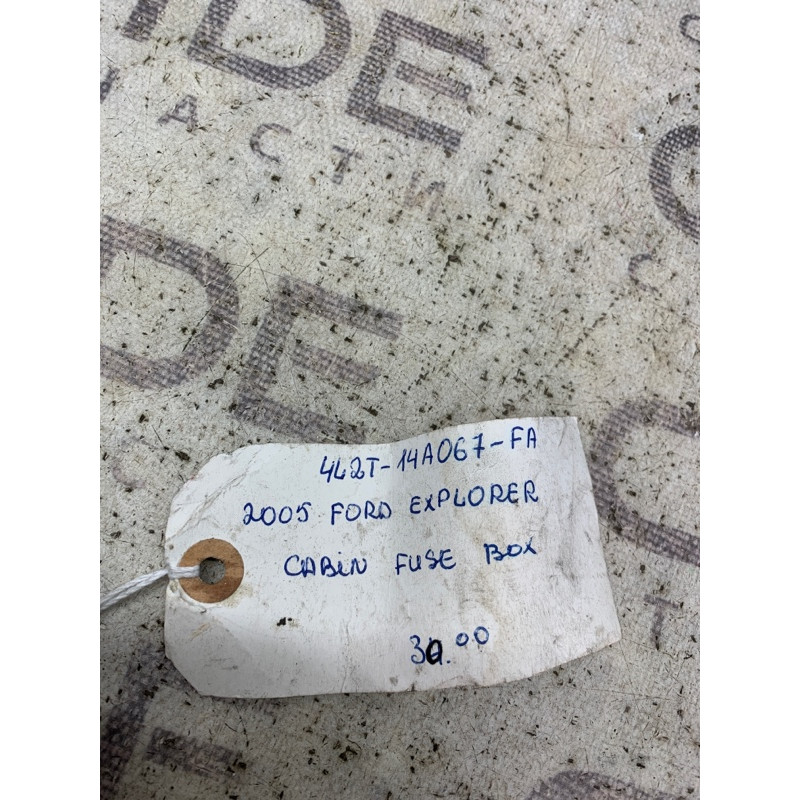 Блок предохранителей (электрика) Ford Explorer MK5 4l2t14a067fa