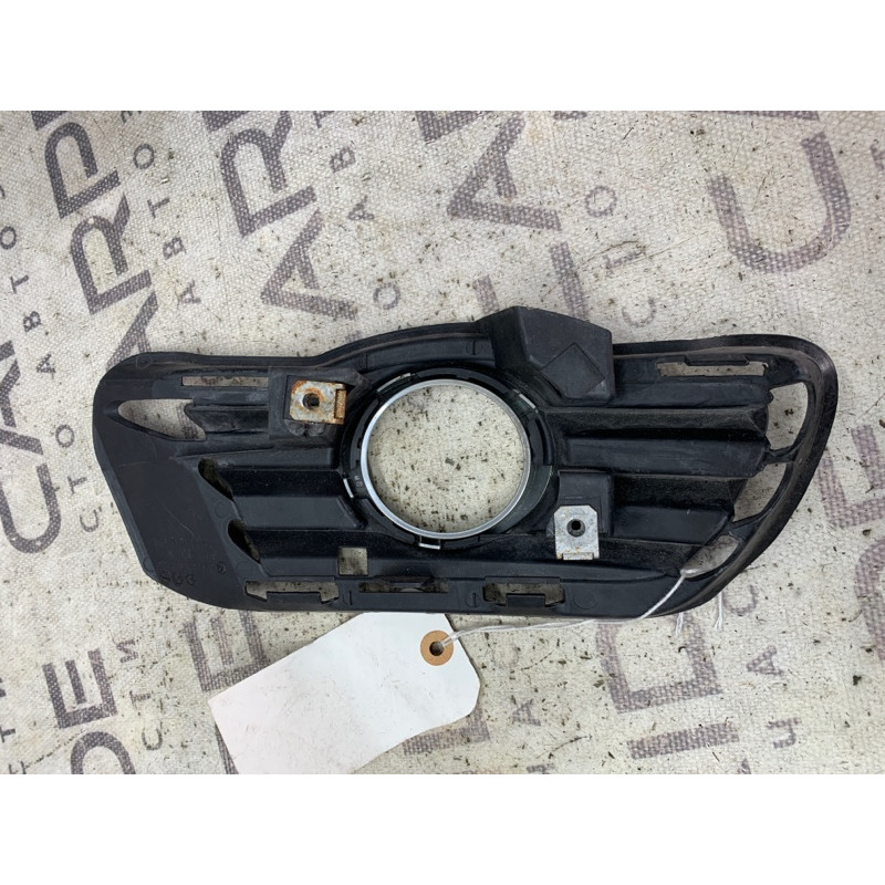 Решетка бампера (кузов и элементы) Mercedes-Benz C-class w204 A2048850123