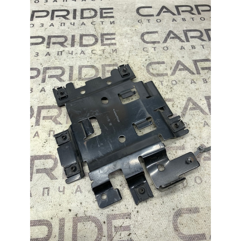 Кронштейн блока управления двигателем (кузов и элементы) Dodge Durango WD 2015 5.7 HEMi 68068324ad