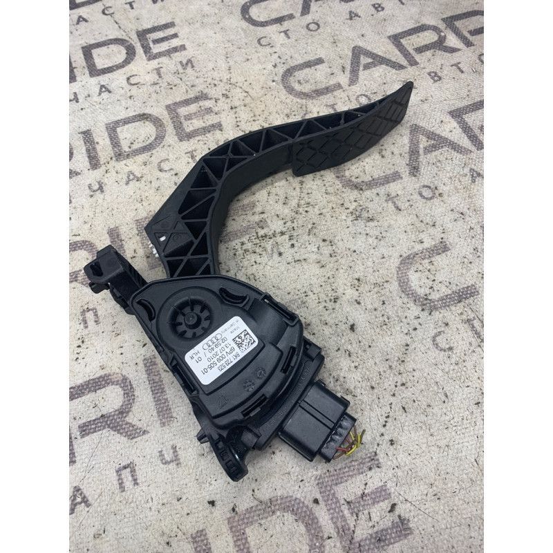 Педаль газа (электрика двигателя) Audi Q5 8R 2010 8k1723523