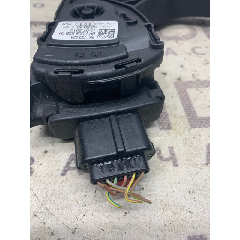 Педаль газа (электрика двигателя) Audi Q5 8R 2010 8k1723523