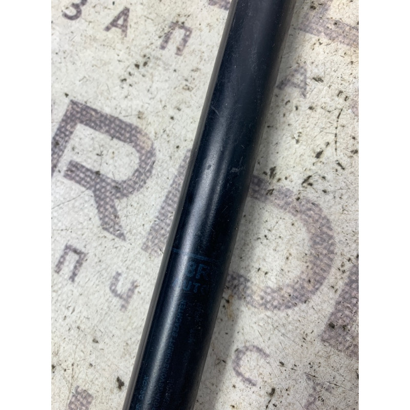 Амортизатор багажника (кузов и элементы) Audi Q5 8R 8r0827552a