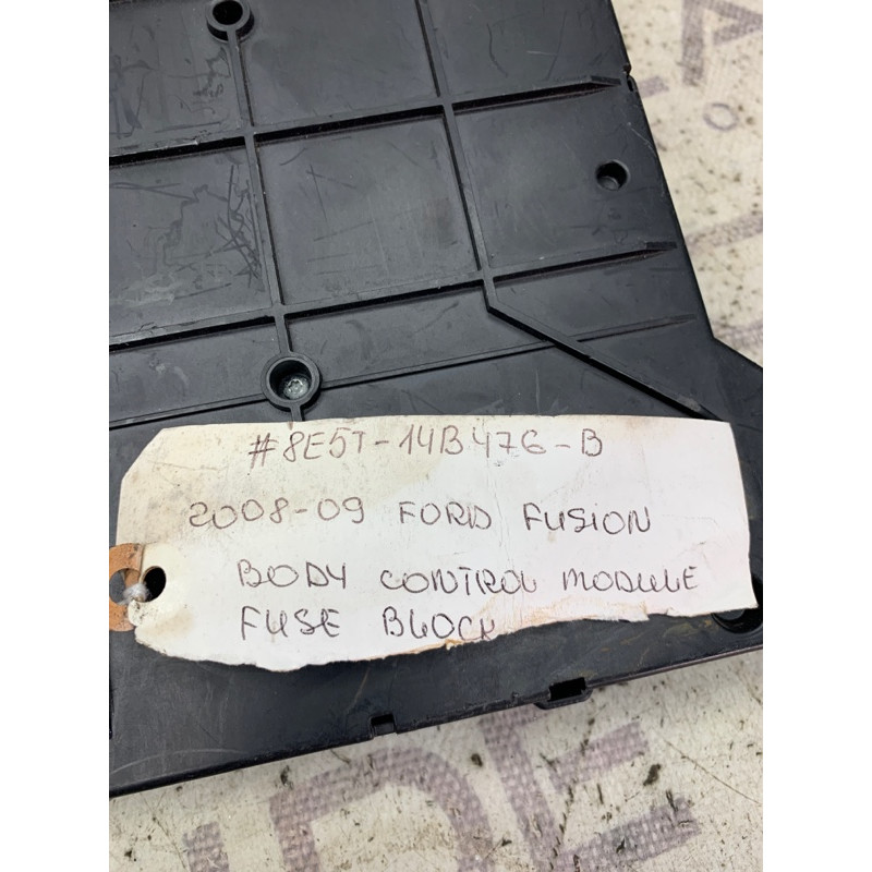 Блок предохранителей (электрика) Ford Fusion MK5 2008 8e5t14b476be