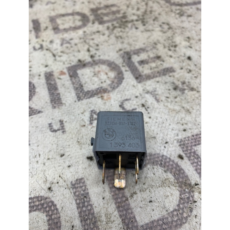 Реле (электрика) Bmw 3-series E36 61361393403