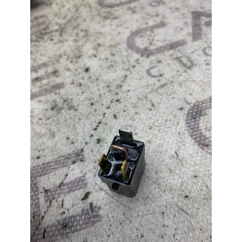 Реле (електрика) Infiniti G35 V35 acm33201